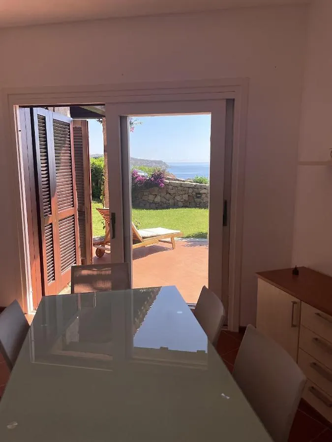 Villetta Con Giardino Punta Est Capo Coda Cavallo 0*,  Ιταλία