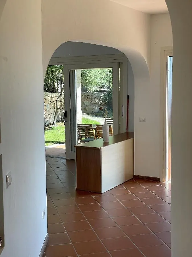 Villetta Con Giardino Punta Est Capo Coda Cavallo 0*,