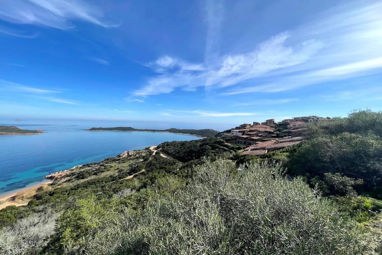 Villa Villetta Con Giardino Punta Est Capo Coda Cavallo Italy