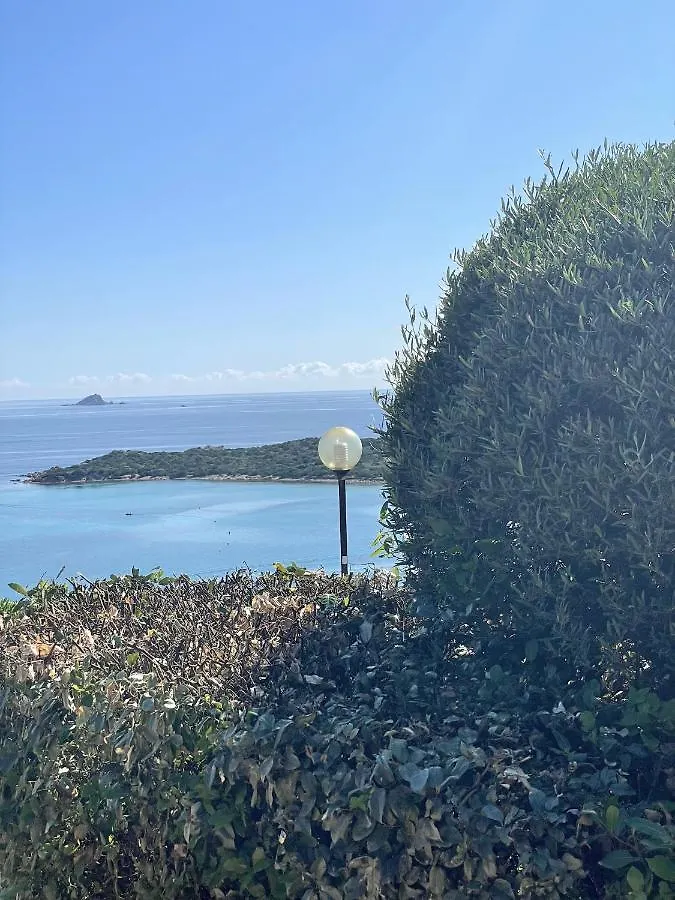 Villa Villetta Con Giardino Punta Est Capo Coda Cavallo